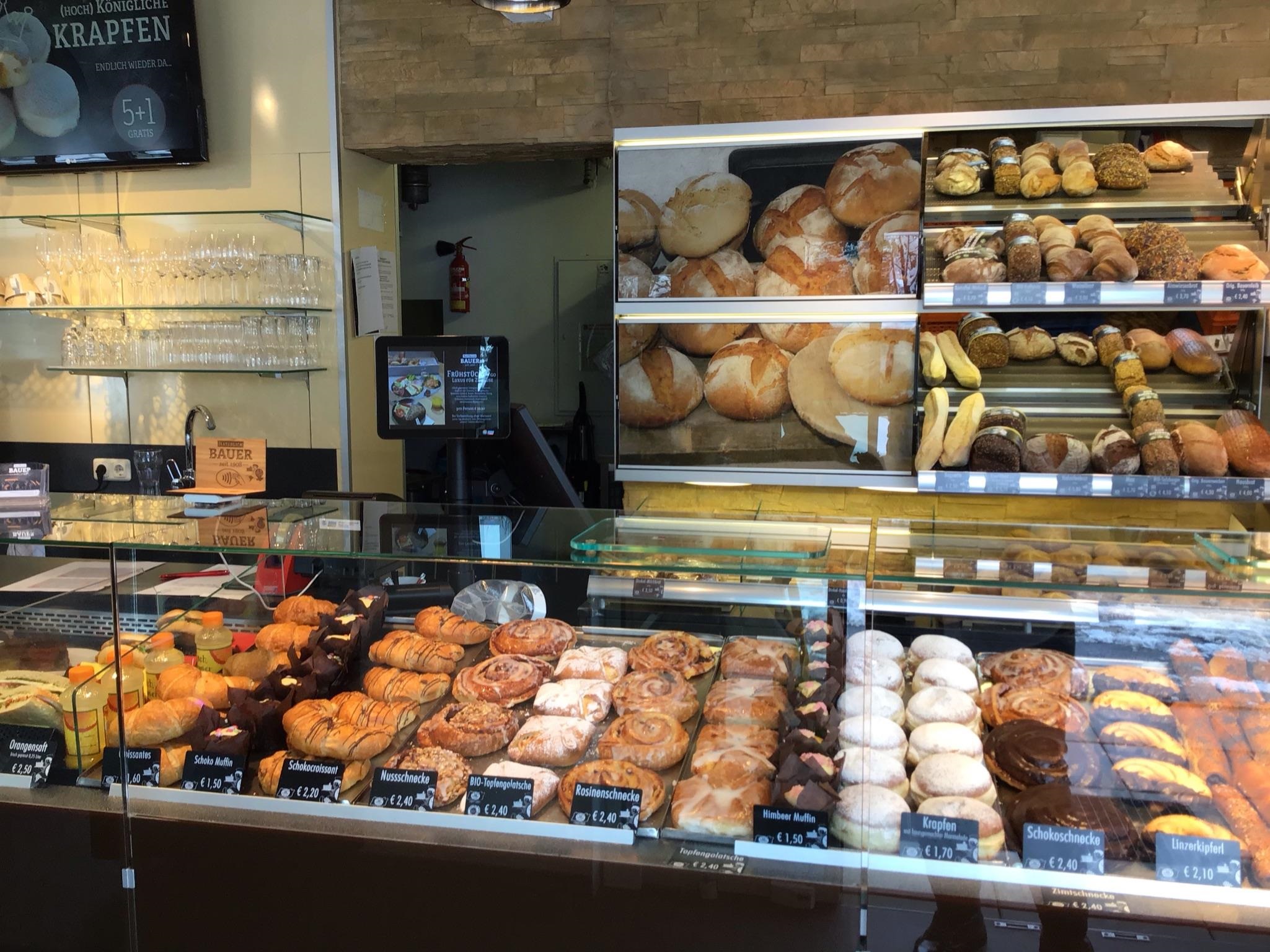 Bäckerei/Café/Konditorei Bauer Maria Alm