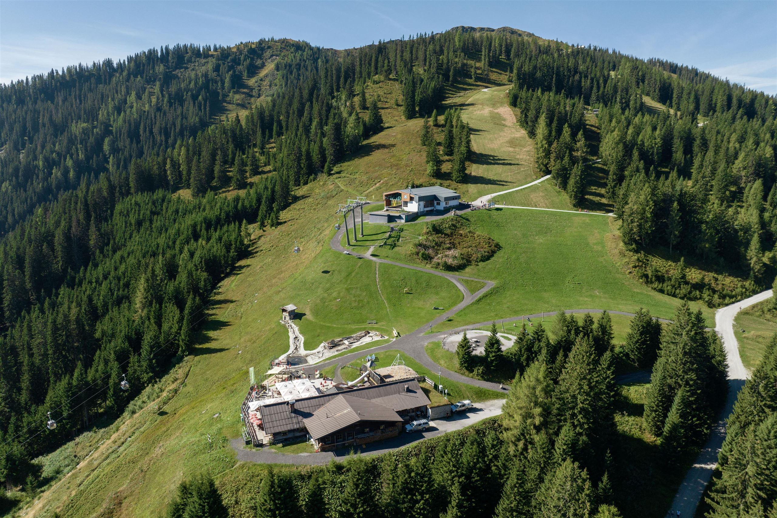 Karbachalmbahn 6er Kabinenbahn 1.599 m