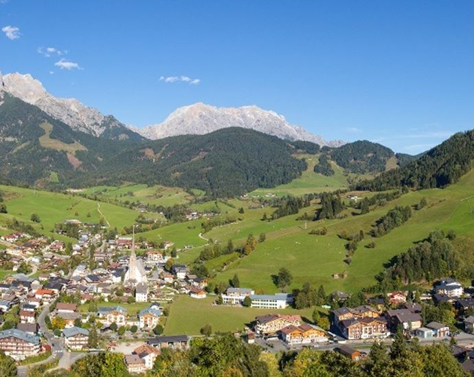 Blick nach Maria Alm vom Gasthof Hinterreit