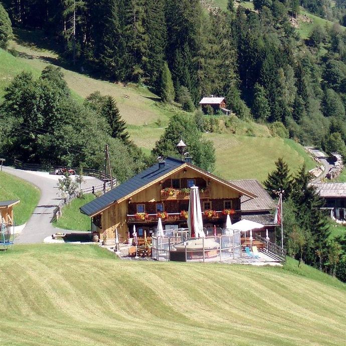 Wanderung zum Almhäusl